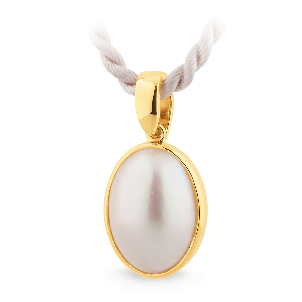 Mabé Pearl Bezel Set Pendant